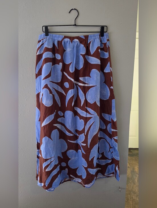 Rachel Zoe Dresses & Skirts - Rachel Zoe Blue Floral Skirt Size L